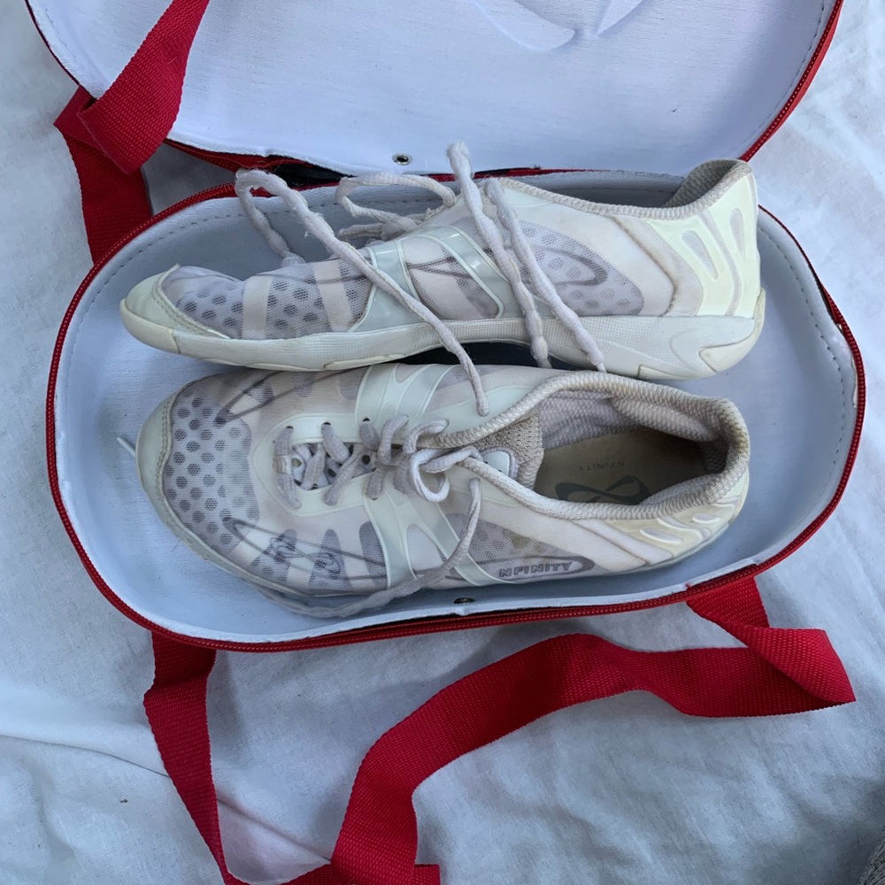Nfinity Vengeance Cheer shoes